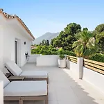 Dom wakacyjny Exclusive Pool & Panoramic Views Pass The Keys