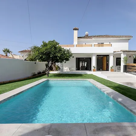 Exclusive Pool & Panoramic Views Pass The Keys Marbella