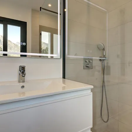 Exclusive Pool & Panoramic Views Pass The Keys Holiday home Marbella