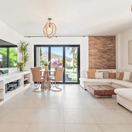 Exclusive Pool & Panoramic Views Pass The Keys * Marbella