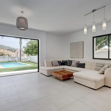 Exclusive Pool & Panoramic Views Pass The Keys Marbella