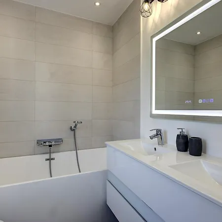 Holiday home Exclusive Pool & Panoramic Views Pass The Keys