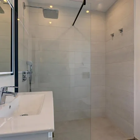 Exclusive Pool & Panoramic Views Pass The Keys Marbella